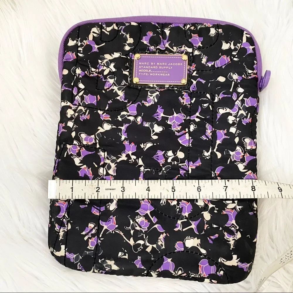 Marc by Marc Jacobs Black Purple Printed I - Pad / laptop Sleeve Case